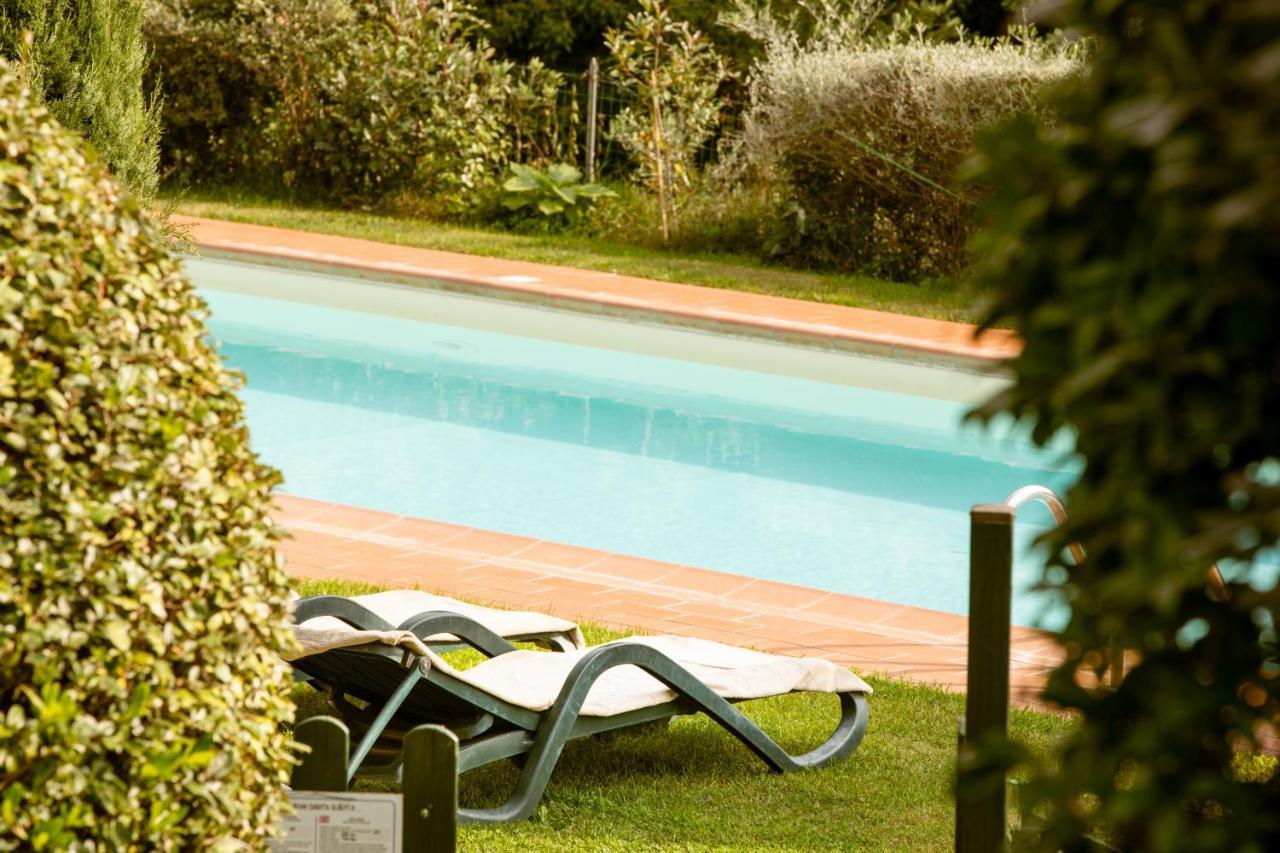 Casetta Di Butia, Ginestra Apartment With Swimming Pool Борго-а-Моццано Экстерьер фото